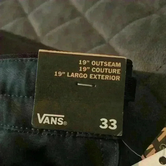 Vans Men’s shorts - Picture 7 of 7